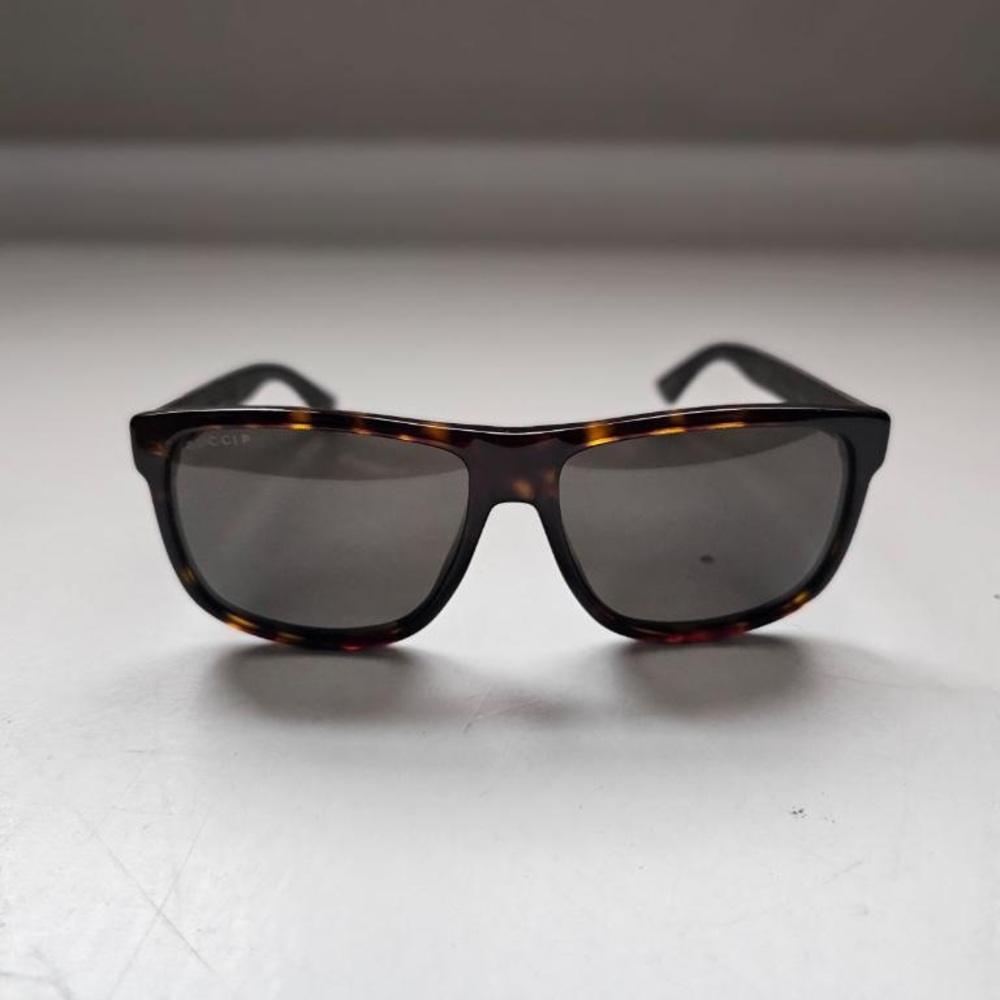 Gucci Sunglasses - Picture 2 of 4